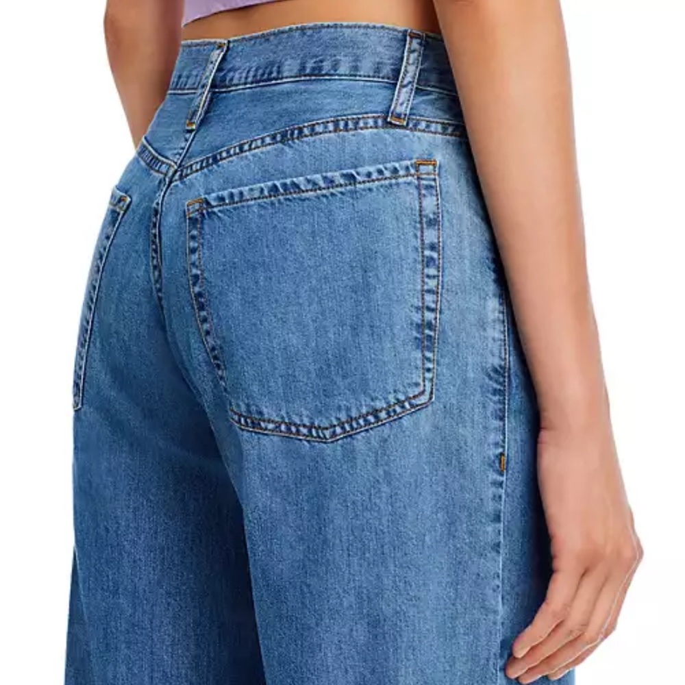 Frame Le Mid Rise Wide Leg Jeans in Happy Indigo